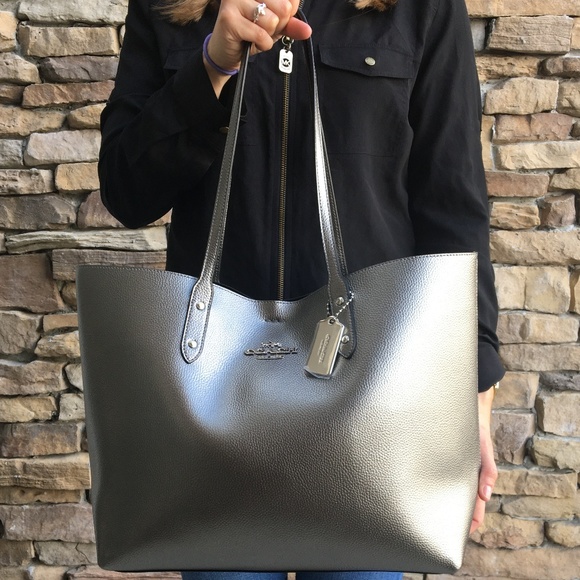 coach leather town tote